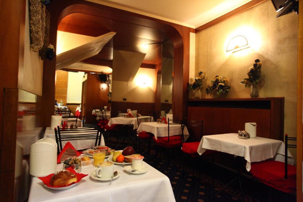 Hotel Lincoln Cinisello Balsamo Exterior photo